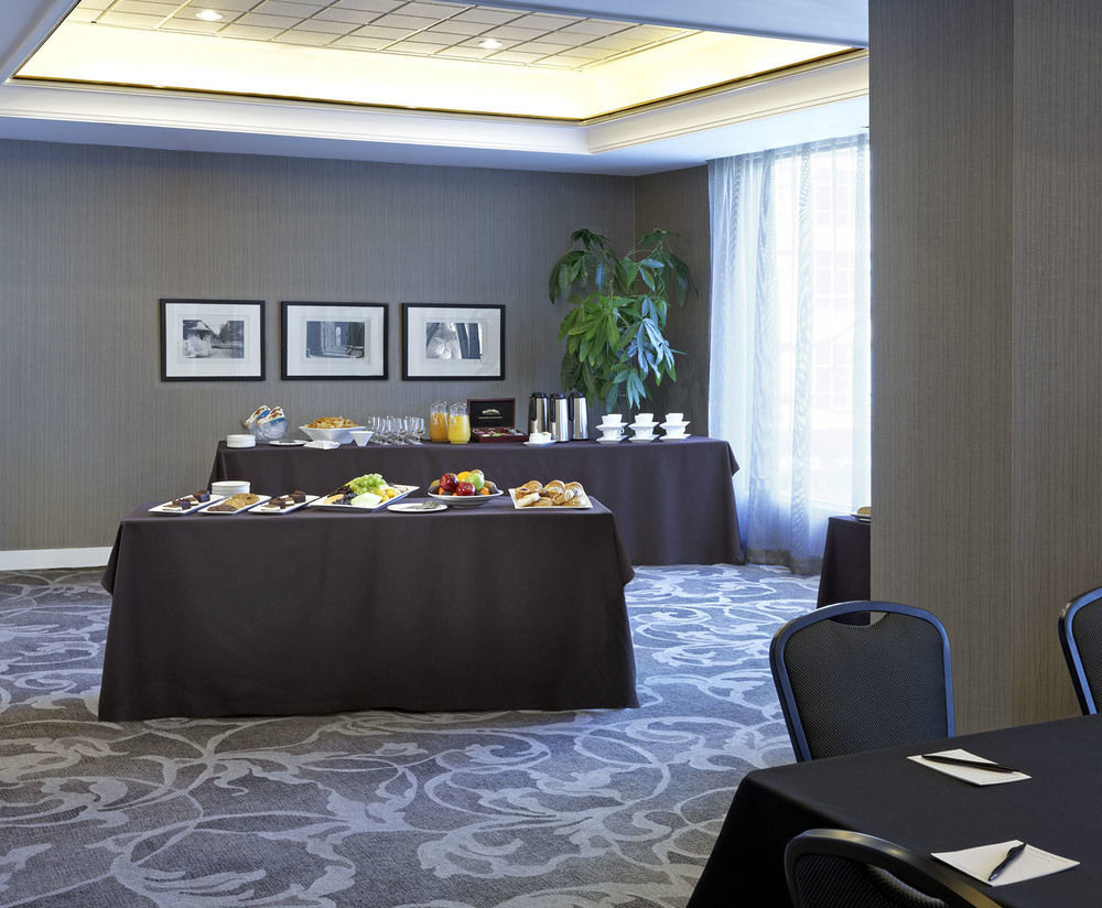 Cambridge Suites Toronto Kültér fotó