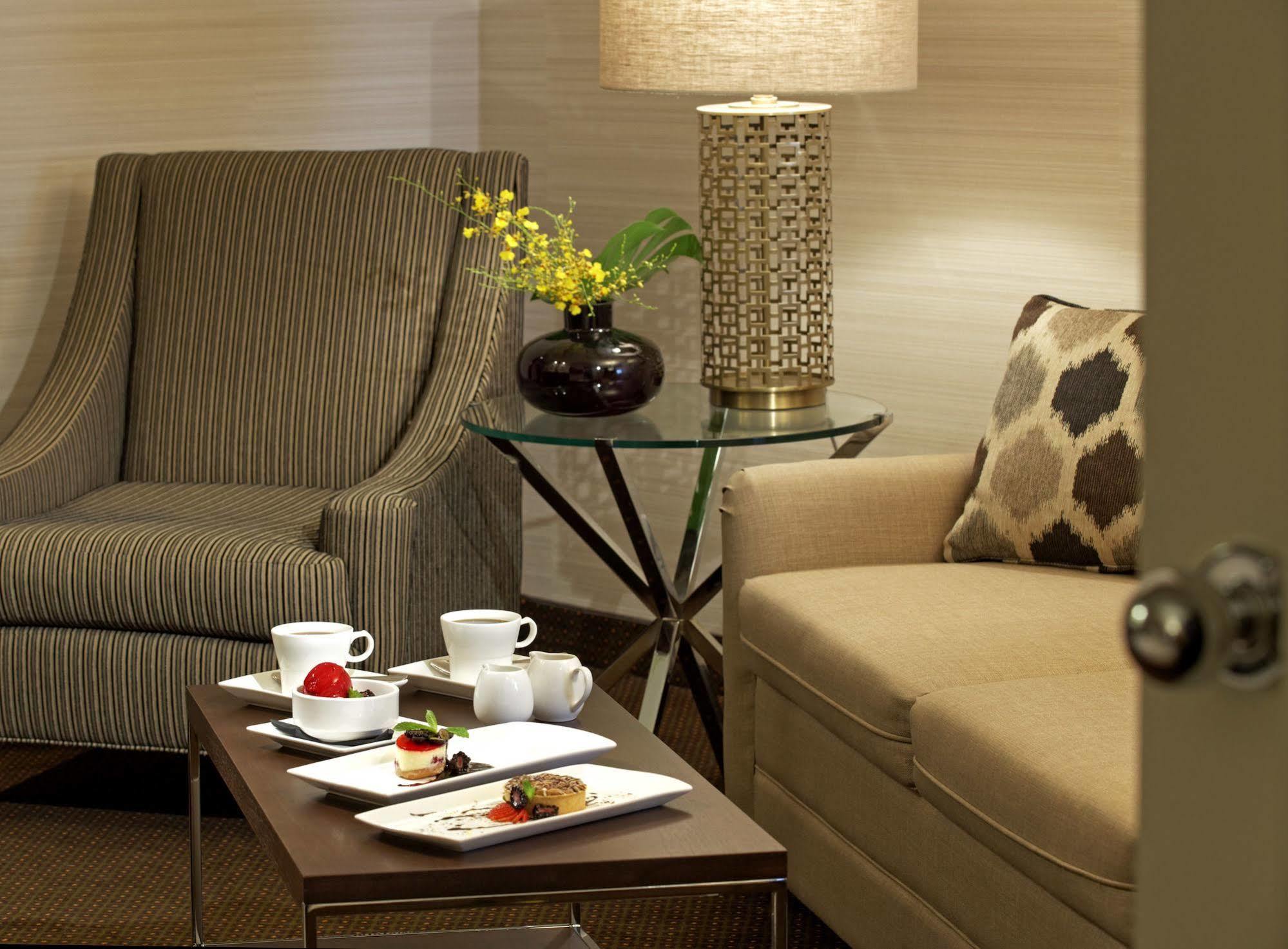 Cambridge Suites Toronto Kültér fotó