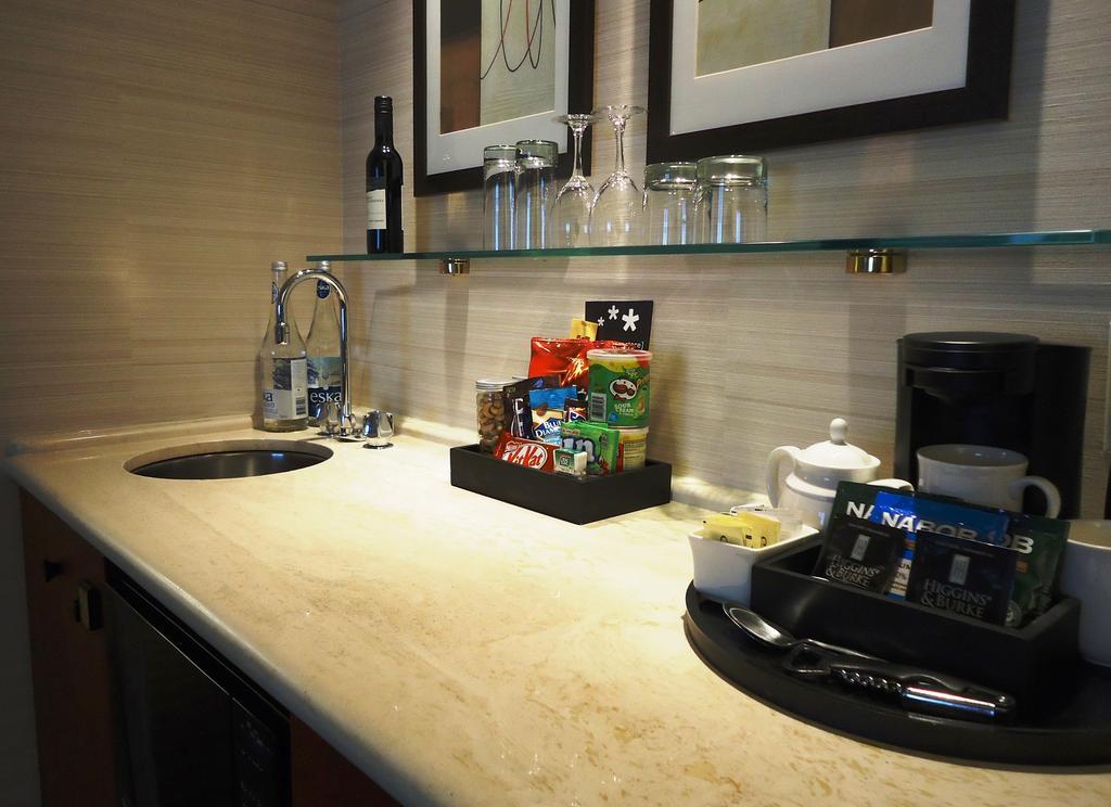 Cambridge Suites Toronto Kültér fotó